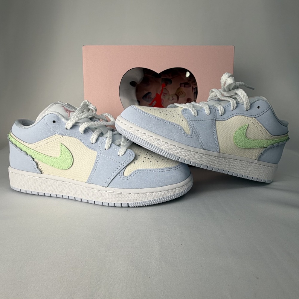 Air Jordan 1 Low SE (GS) Shoes Youth SZ 5.5Y Half Blue/Vapor Green IB7113-403